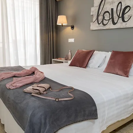 Bulevard Hotel 2*