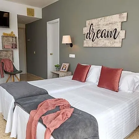 Bulevard Hotel 2*