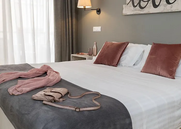 Bulevard Hotel 2*